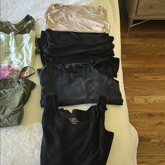 Assorted Tank Tops Collection - Picture 4 of 4